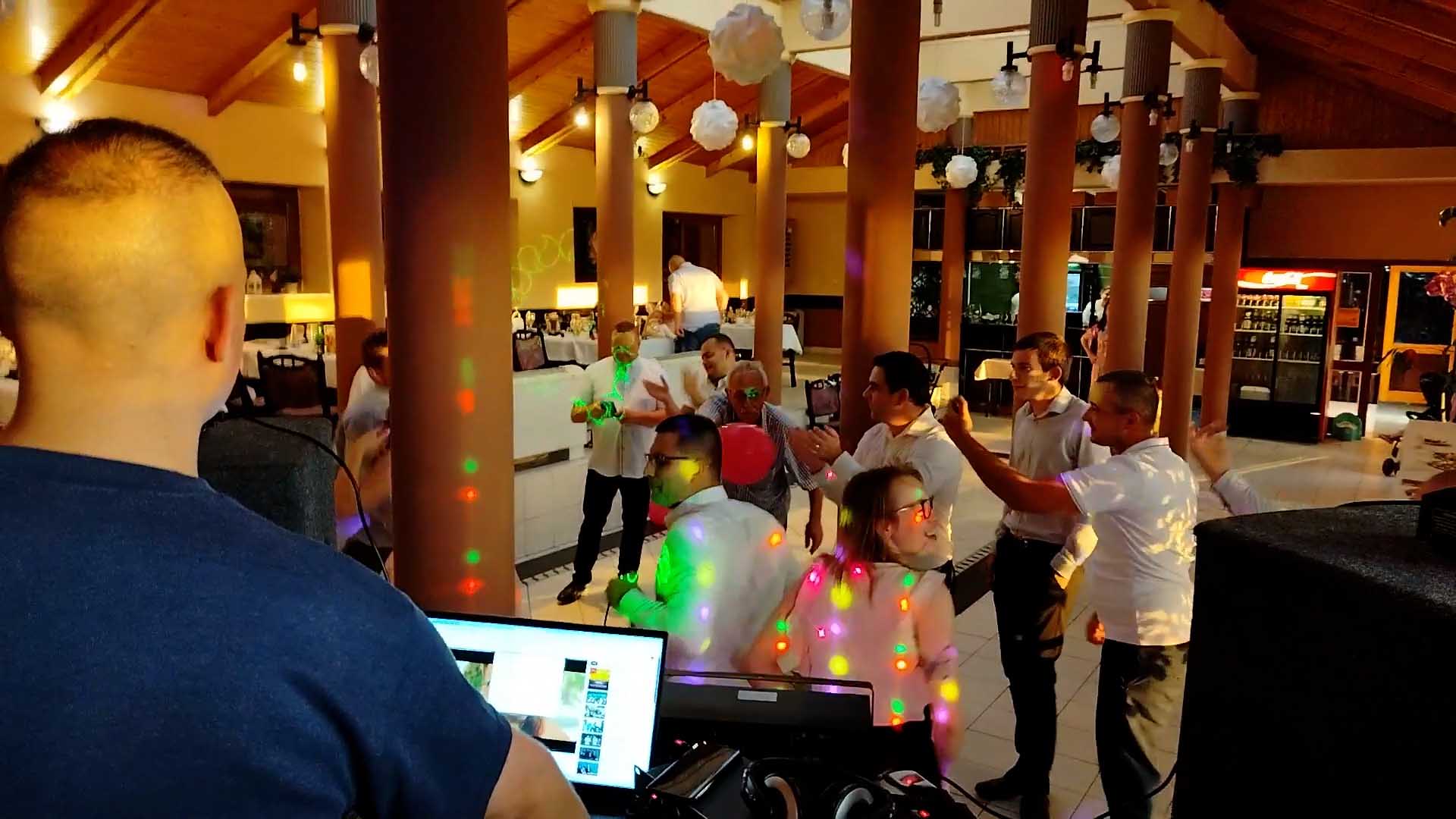 Esküvői DJ fotó