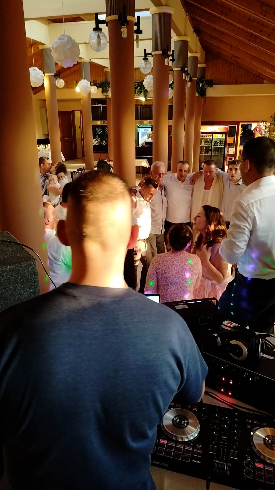 Egy DJ remek pillanata