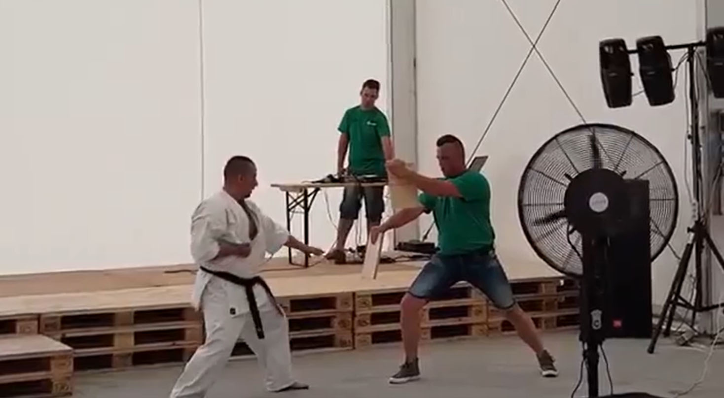 Karate show a Tatai Trans céges rendezvényen.